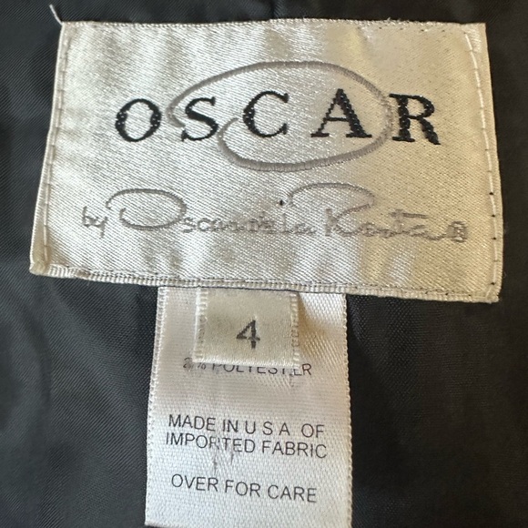 Oscar de la Renta Black Pinstripe Women's Blazer size 4 - Picture 7 of 9